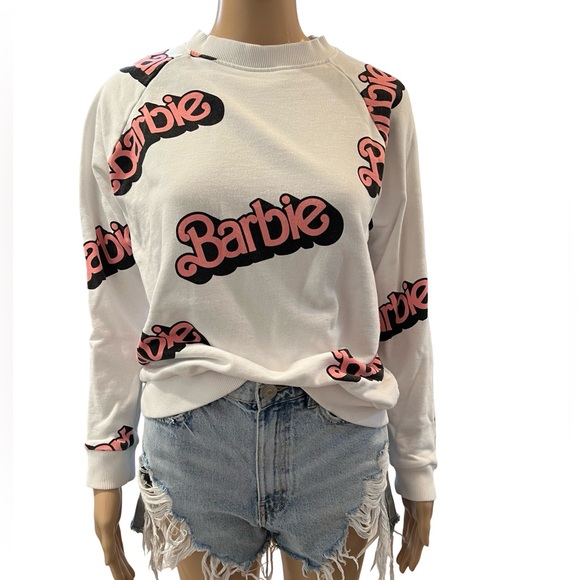 Super cute Barbie crewneck from Zara 💕 - Picture 5 of 5